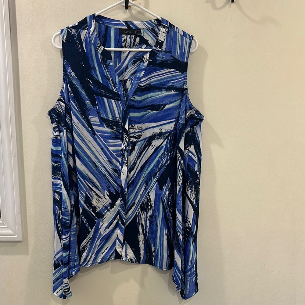 Blue Abstract Women's Top 1X Apt9